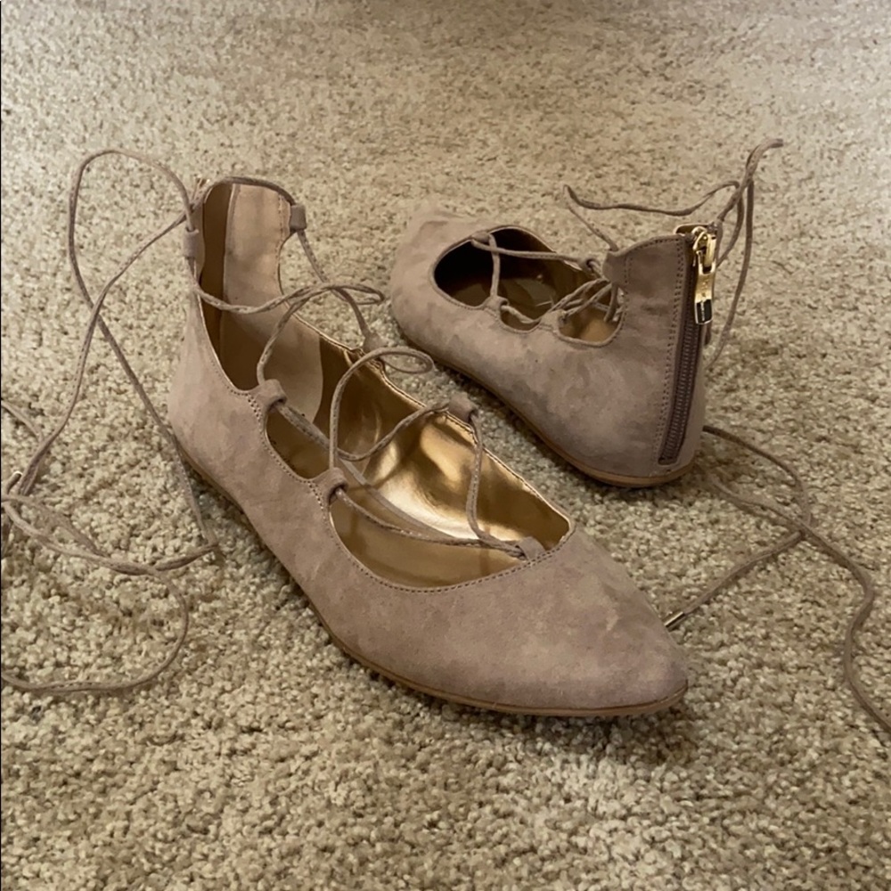 Women’s shoe size 8